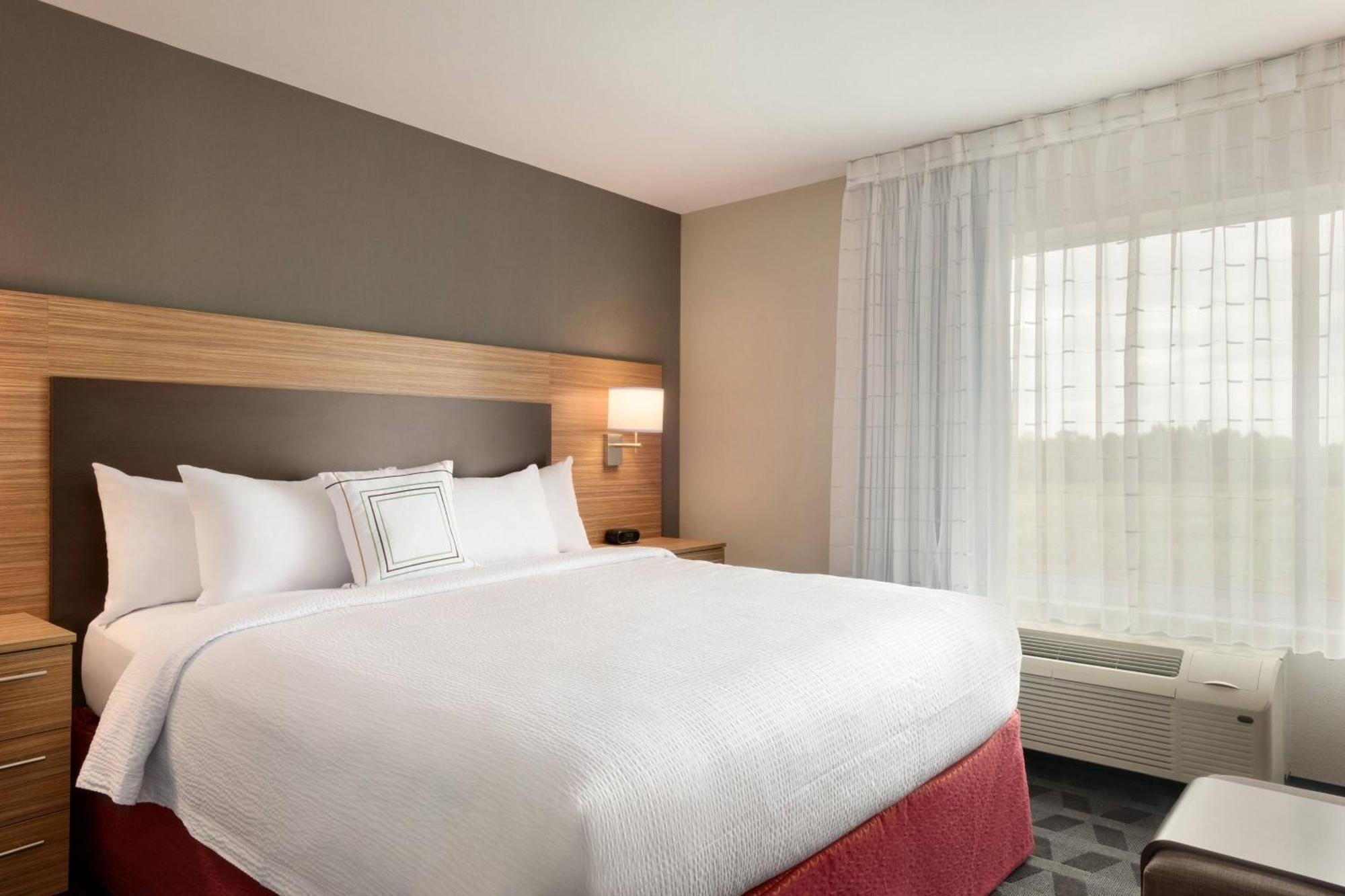 Towneplace Suites By Marriott Milwaukee Grafton Ngoại thất bức ảnh